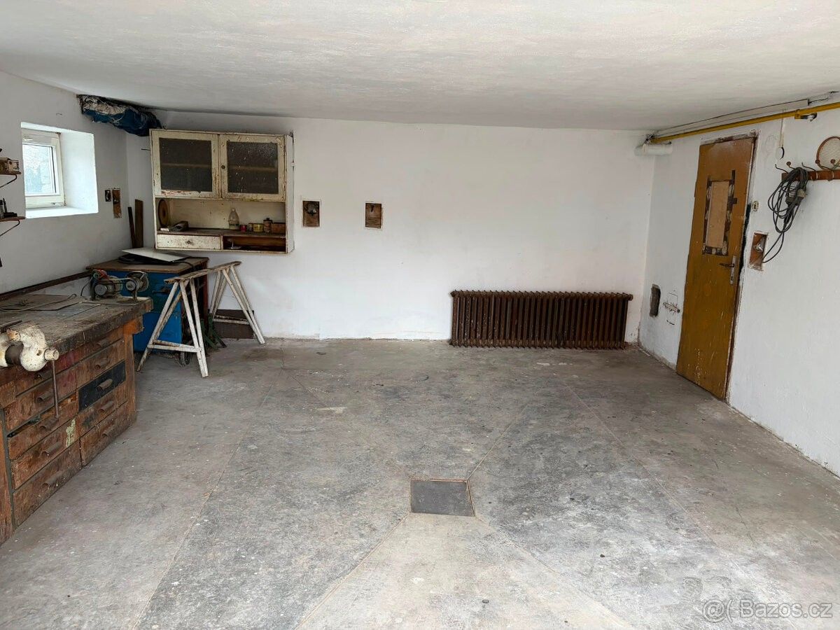 Garáže, Dačice, 380 01 - 2