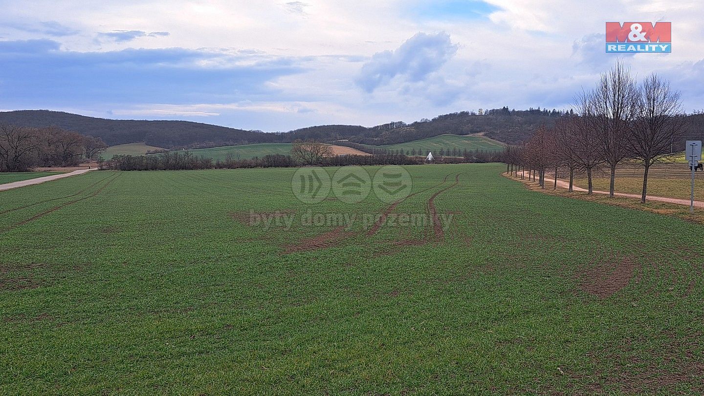 Zemědělský pozemek, 4 185 m²