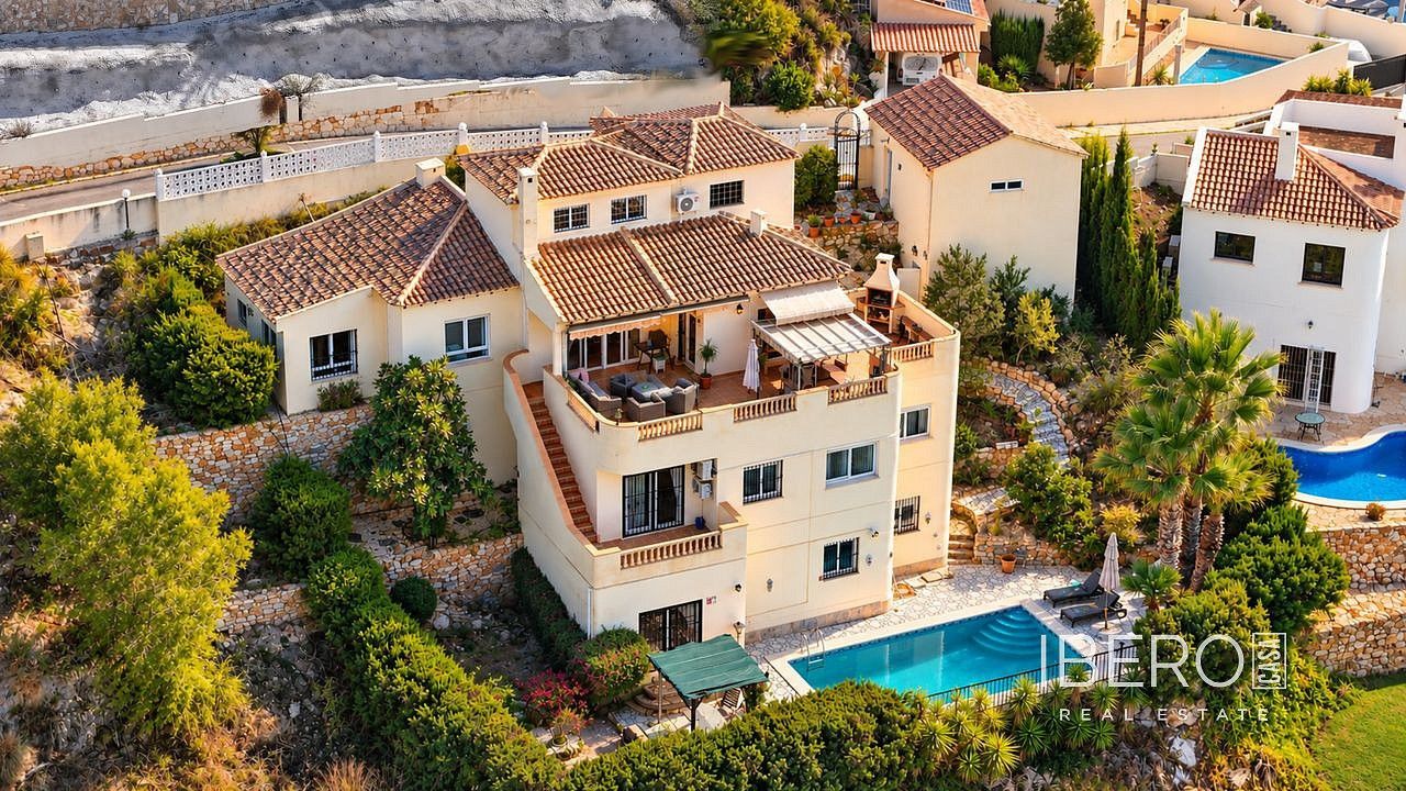Prodej rodinný dům - Villamartin, ES, 214 m² - 2