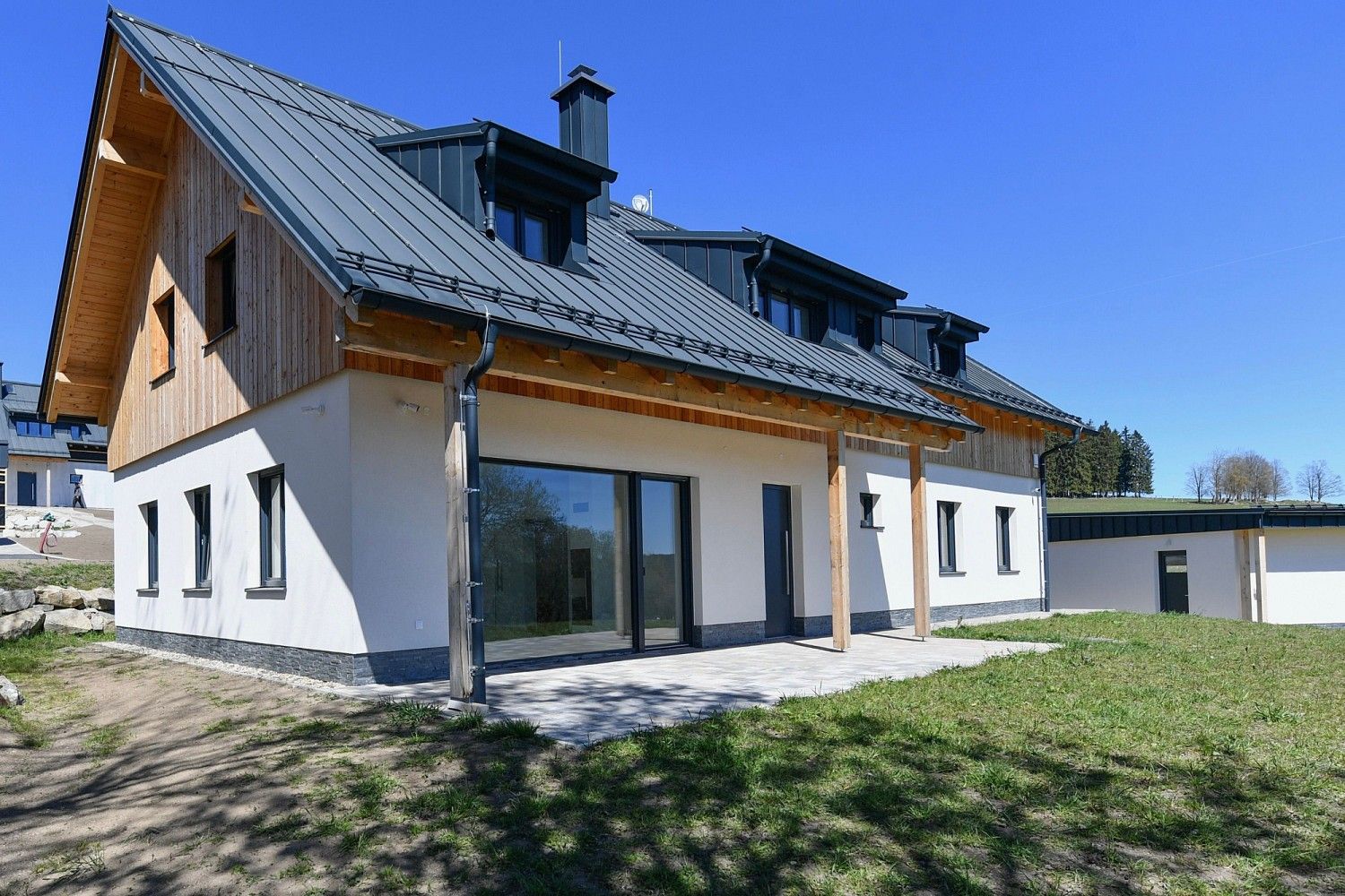 Rodinné domy, Nové Hutě, okres Prachatice, Jihočeský kraj, 310 m² - 1