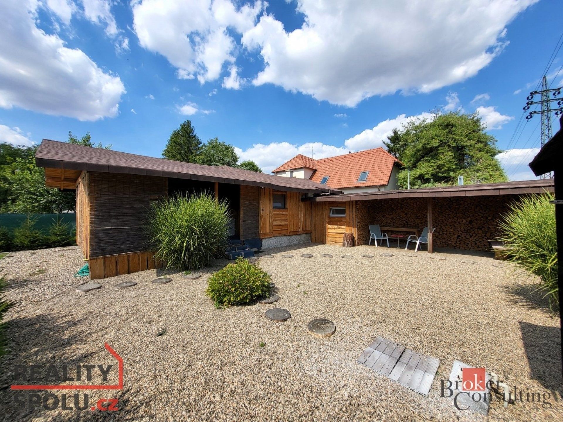 Chaty, Louny, 77 m²