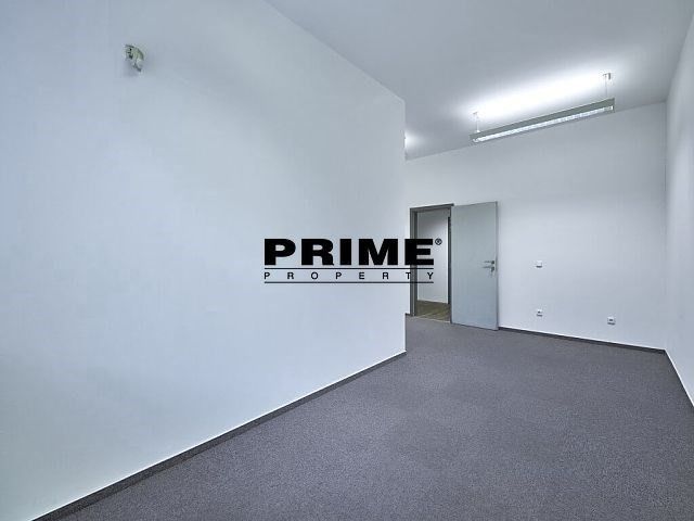 Pronájem kancelář - Klimentská, Praha, 34 m²
