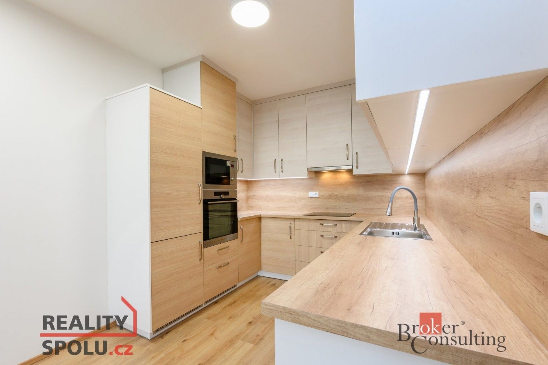 Pronájem byt 2+kk - Železná,Plzeň 3,Plzeň, 73 m²