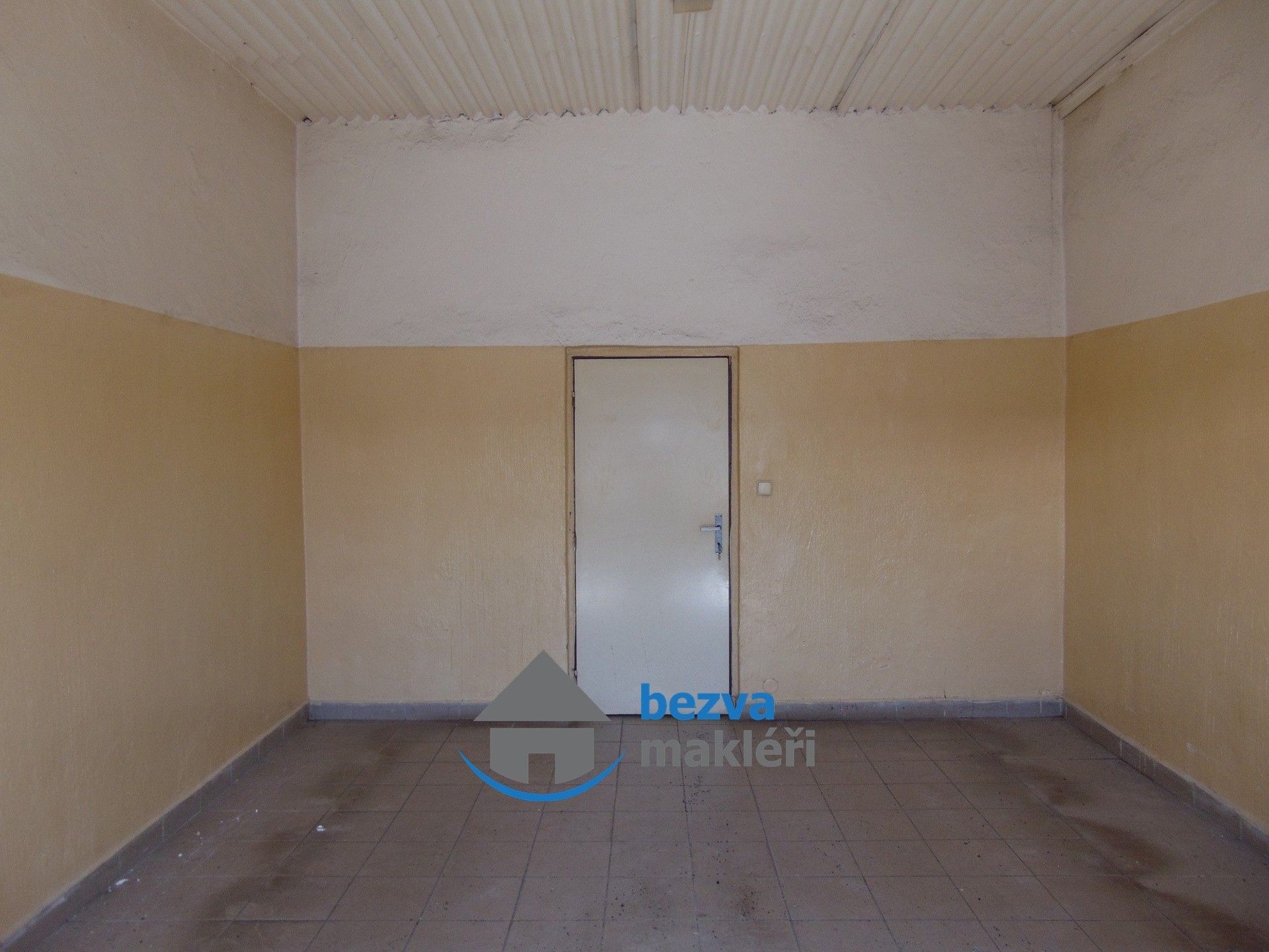 Sklady, Zvěřinova, Skuteč, 24 m² - 2