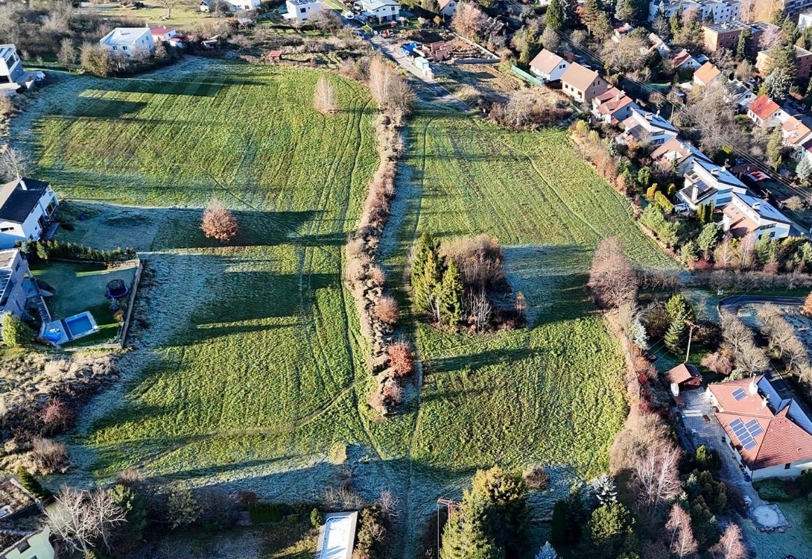 Pozemek pro bydlení · 11 240 m² · Zlín - 4