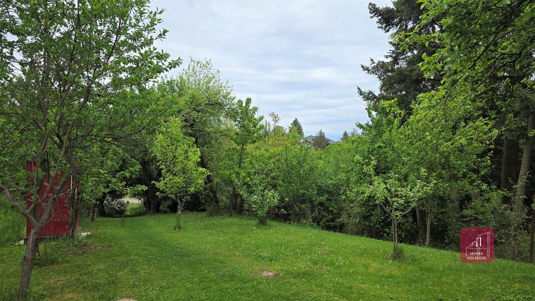 Pozemek pro bydlení, 2 011 m²