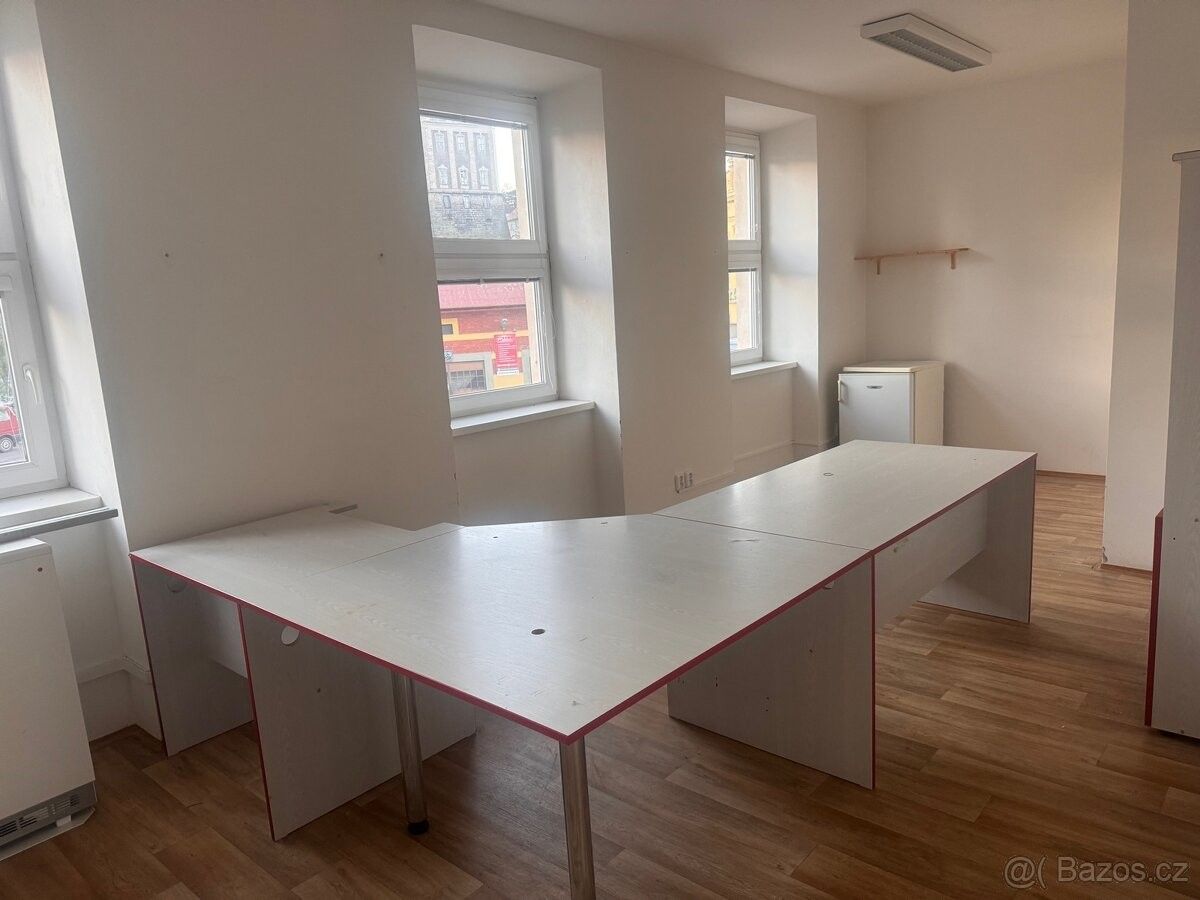 Pronájem rodinný dům - Broumov, 550 01