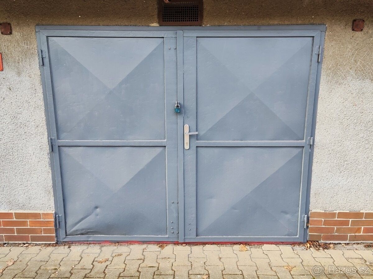 Garáže, Písek, 397 01