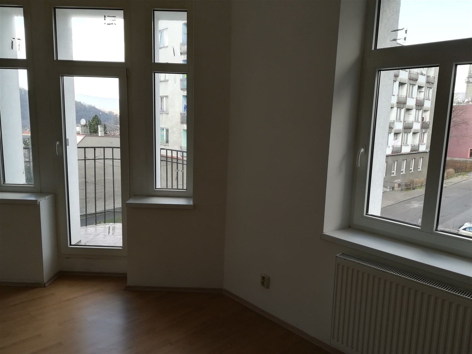 Pronájem byt 1+kk - Kořenského, Ústí nad Labem, 26 m²