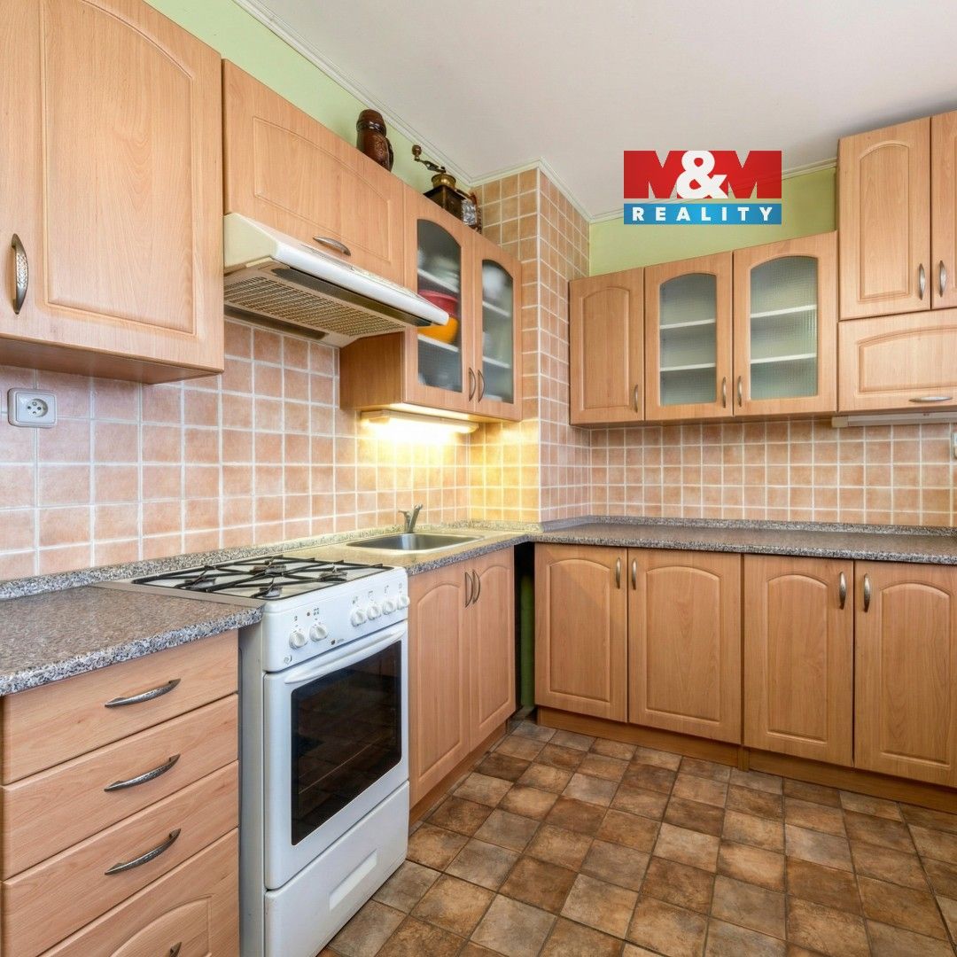 2+1, Holešická, Chomutov, 62 m²