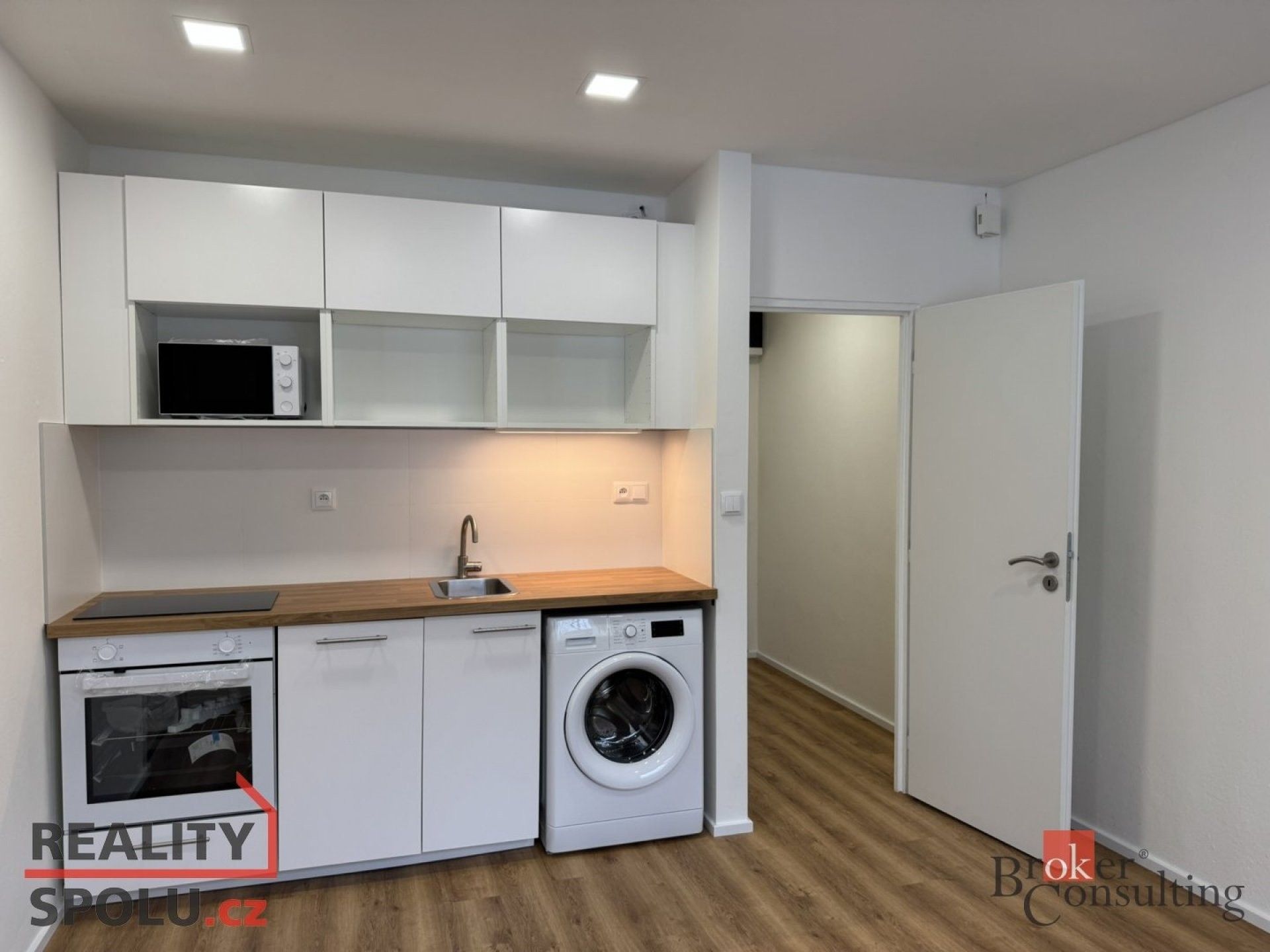 Pronájem byt 2+kk - Jablonec nad Nisou, 35 m²