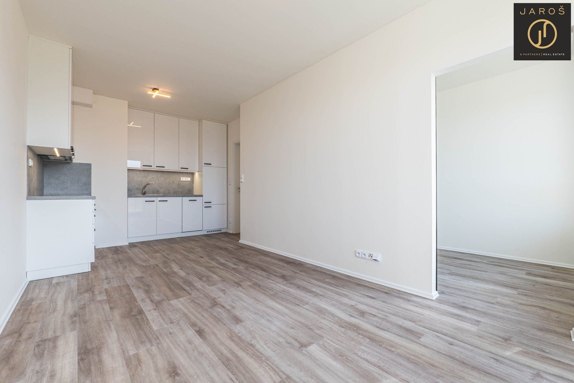 2+kk, Honzíkova, Praha, 44 m²