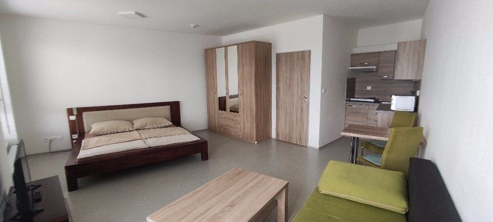 Byt 1+kk · 40 m² · Branišovská 1800, České Budějovice 2 - 4