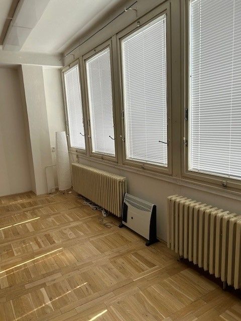 Kancelář · Turnov, 511 01 - 4