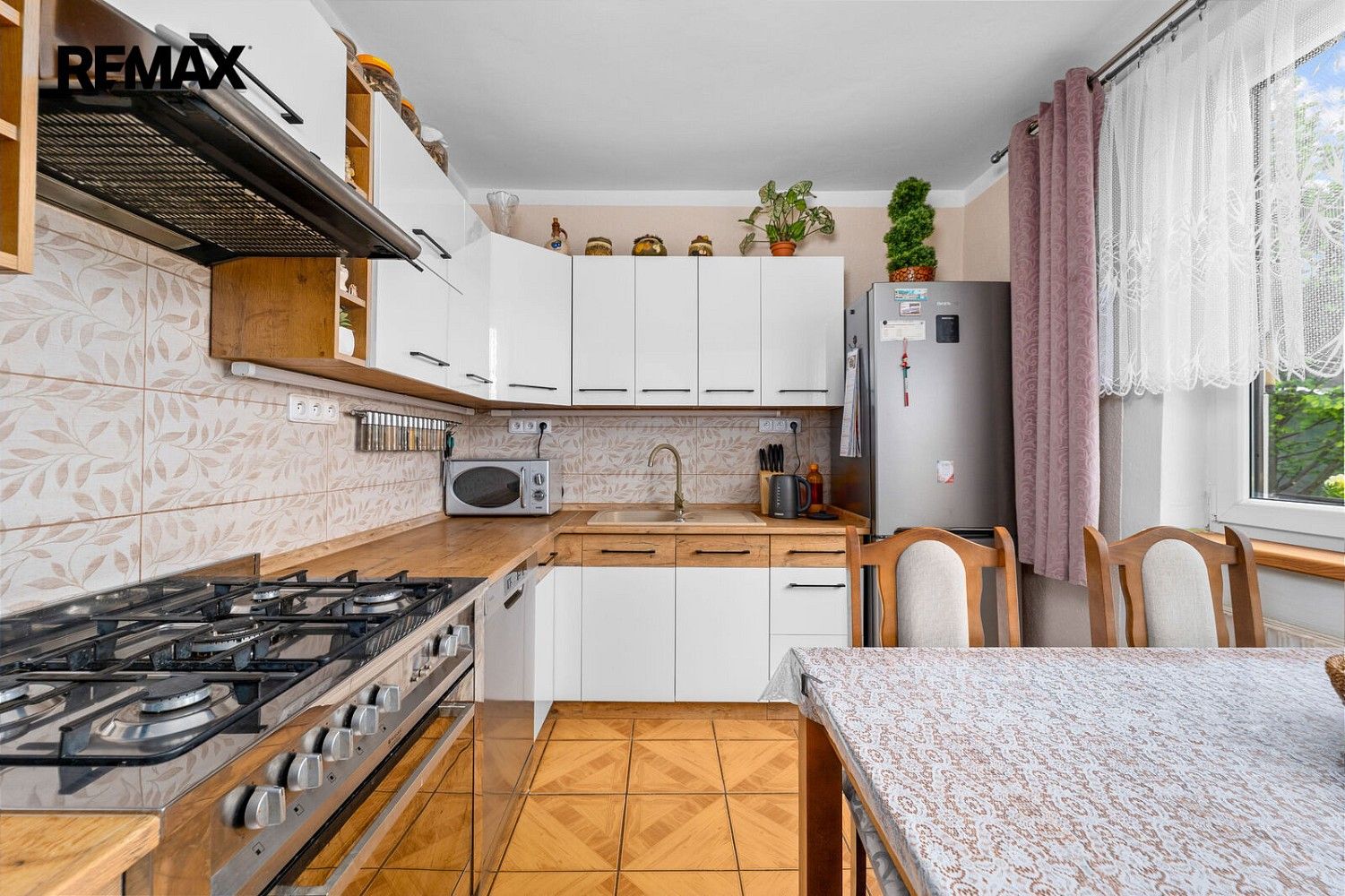 Prodej rodinný dům - Husinec, okres Prachatice, Jihočeský kraj, 306 m² - 5