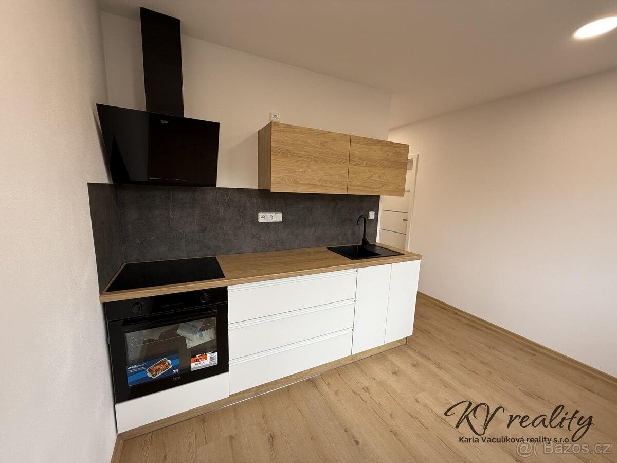 Byty, Vsetín, 755 01