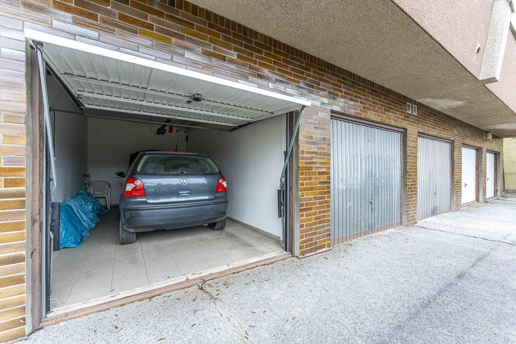 Garáže, Nad pískovnou, Praha, 15 m²