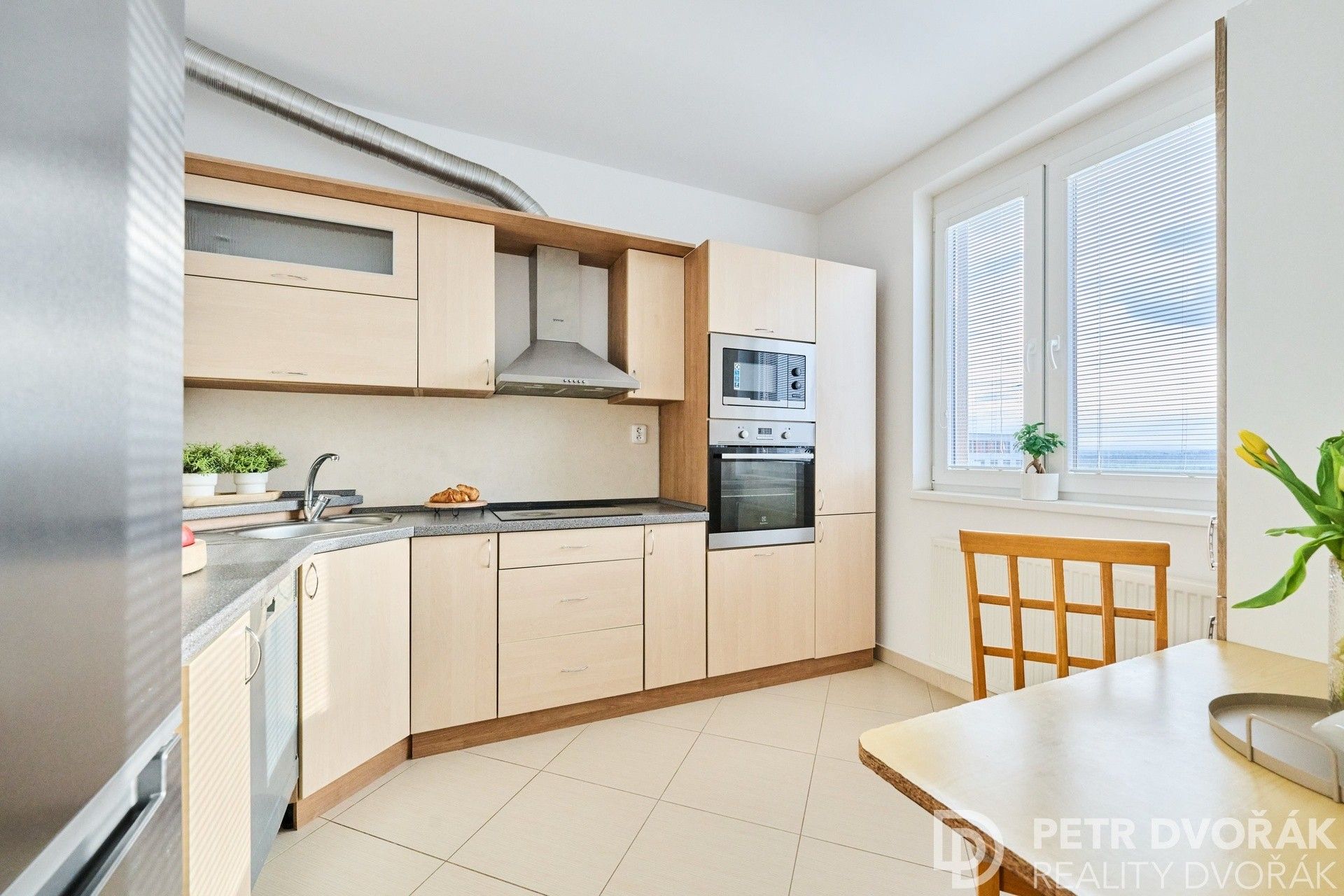 Prodej byt 2+kk - Honzíkova, Praha, 55 m²