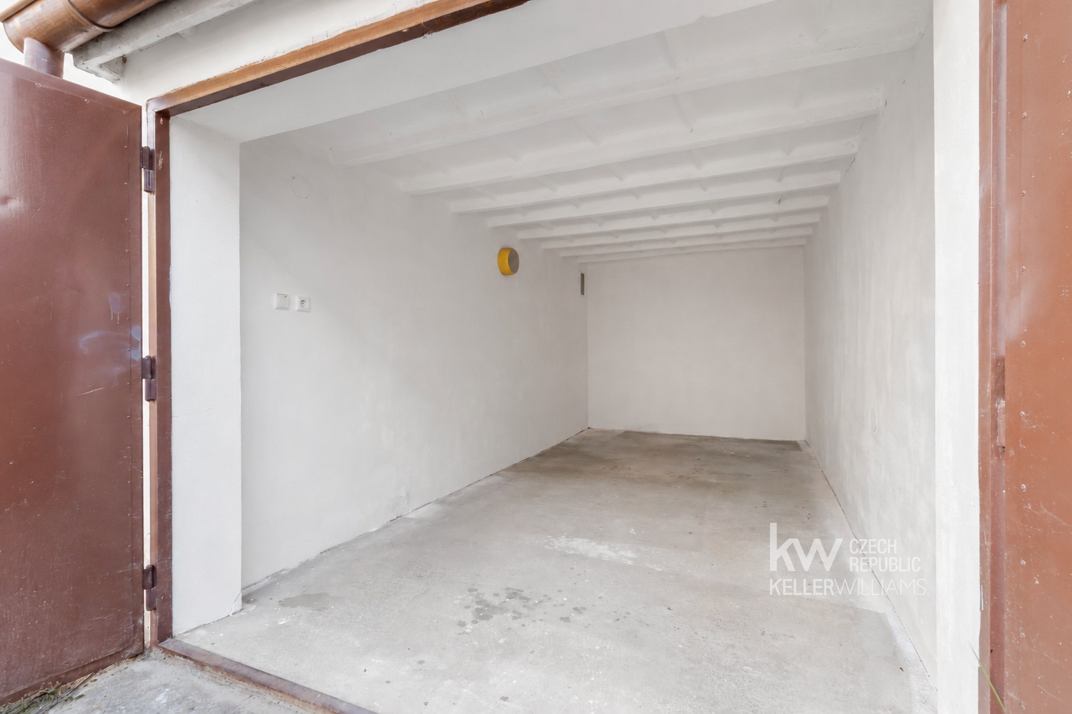 Garáže, Pelhřimov, 16 m² - 1