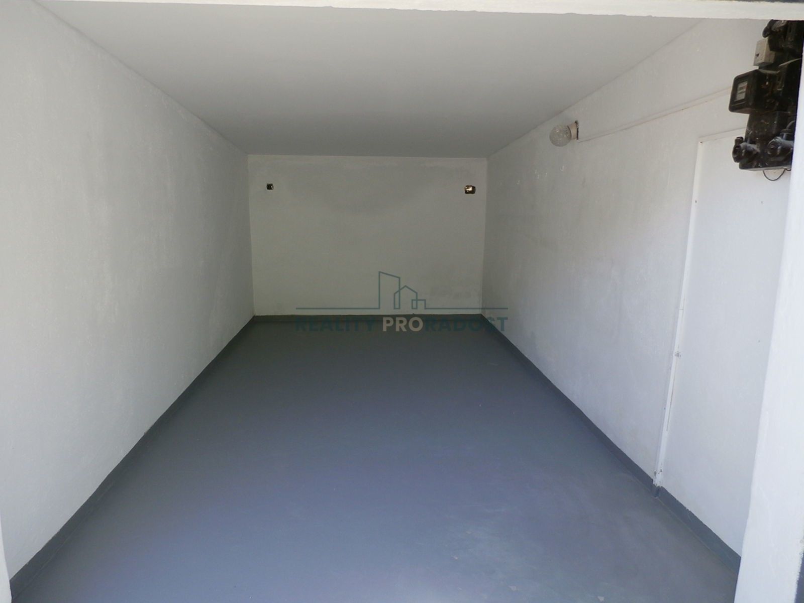 Prodej garáž - Kuchařovická, Znojmo, 18 m²