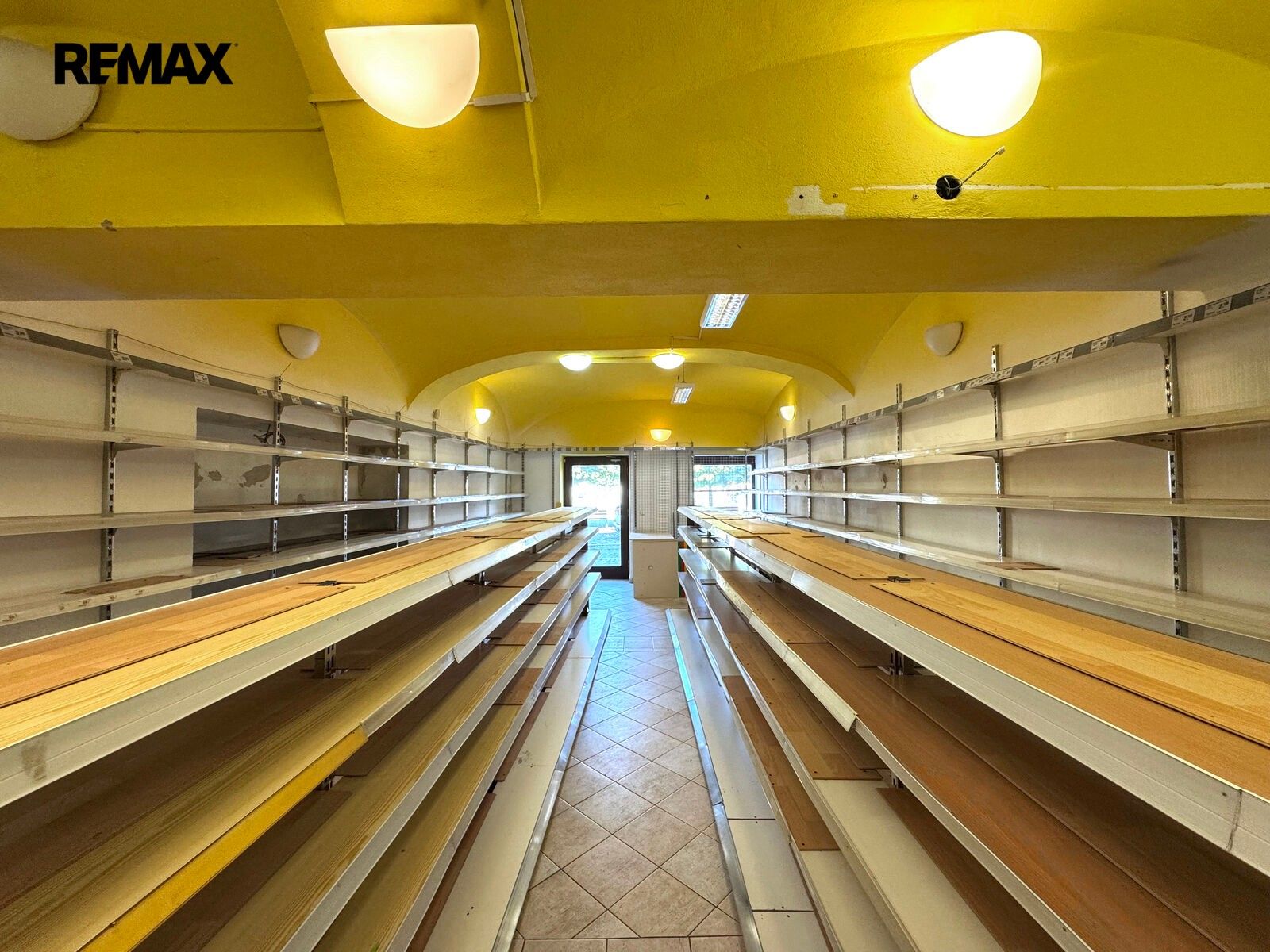 Obchodní prostory · 58 m² · Hlavní náměstí, Šternberk - 3