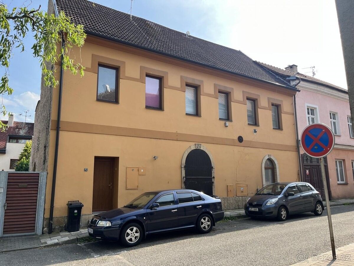 Prodej rodinný dům - Nový Bydžov, 504 01