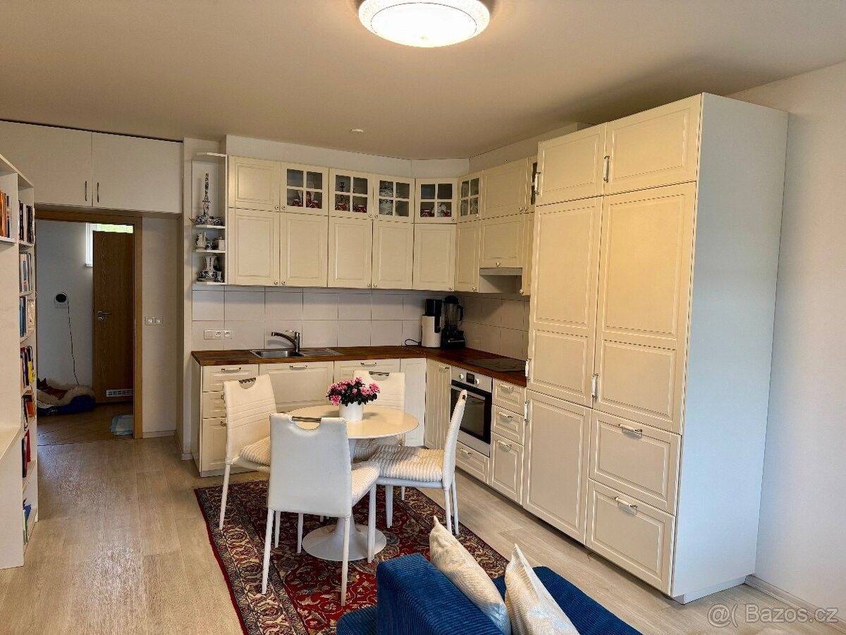 Prodej byt - Praha, 109 00