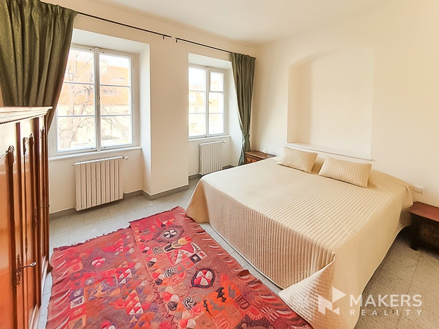 3+1, Hroznová, Praha, 73 m²