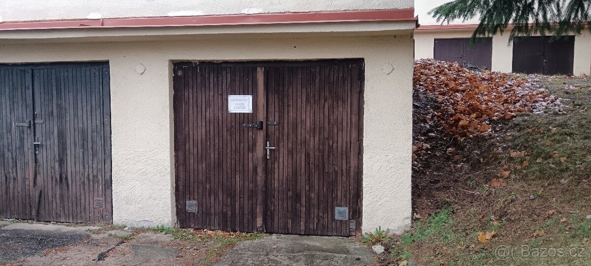 Garáže, Liberec, 460 14