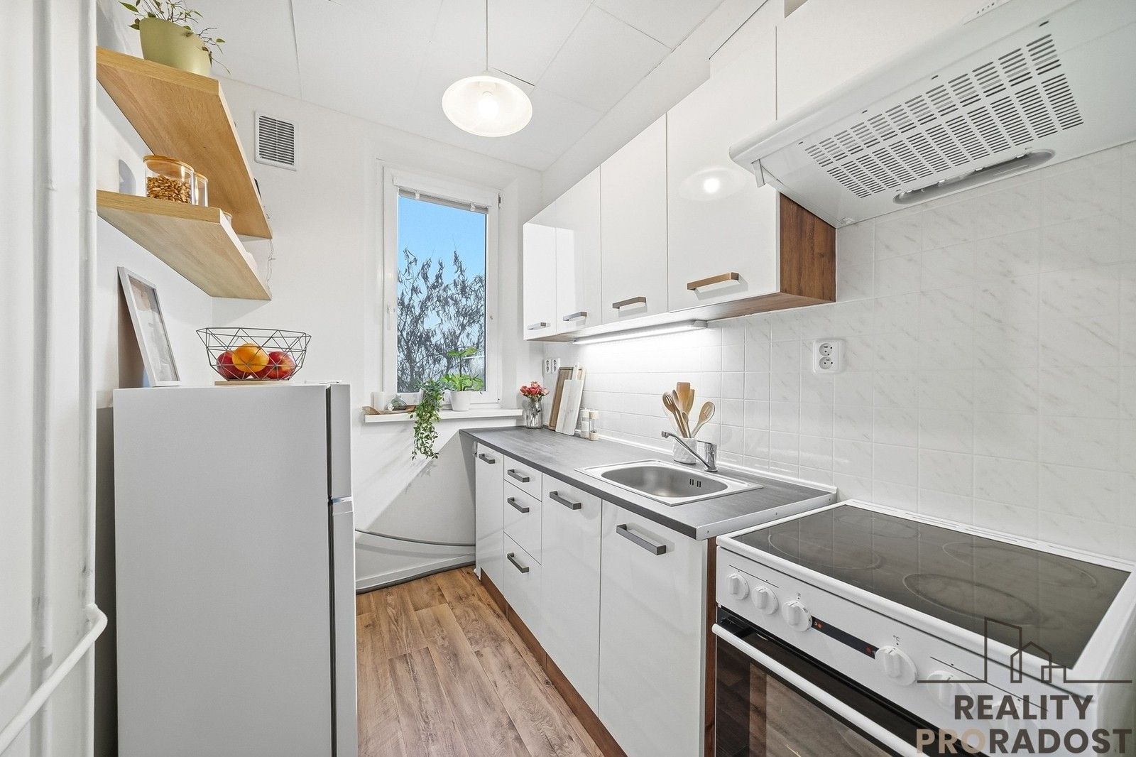 Prodej byt 2+1 - Nešporova 367, Olomouc, 43 m²