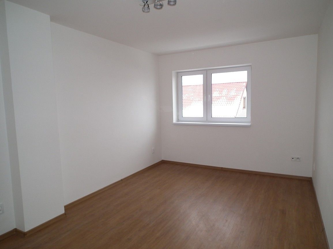 Pronájem byt 2+kk - Hradec Králové - Třebeš, Královéhradecký kraj, 47 m² - 5