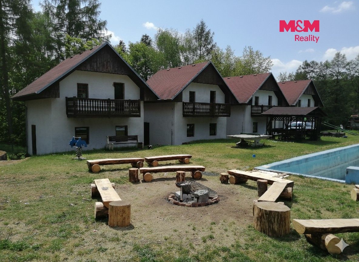 Ubytovací zařízení, Dřevce, Třebívlice, 850 m² - 2