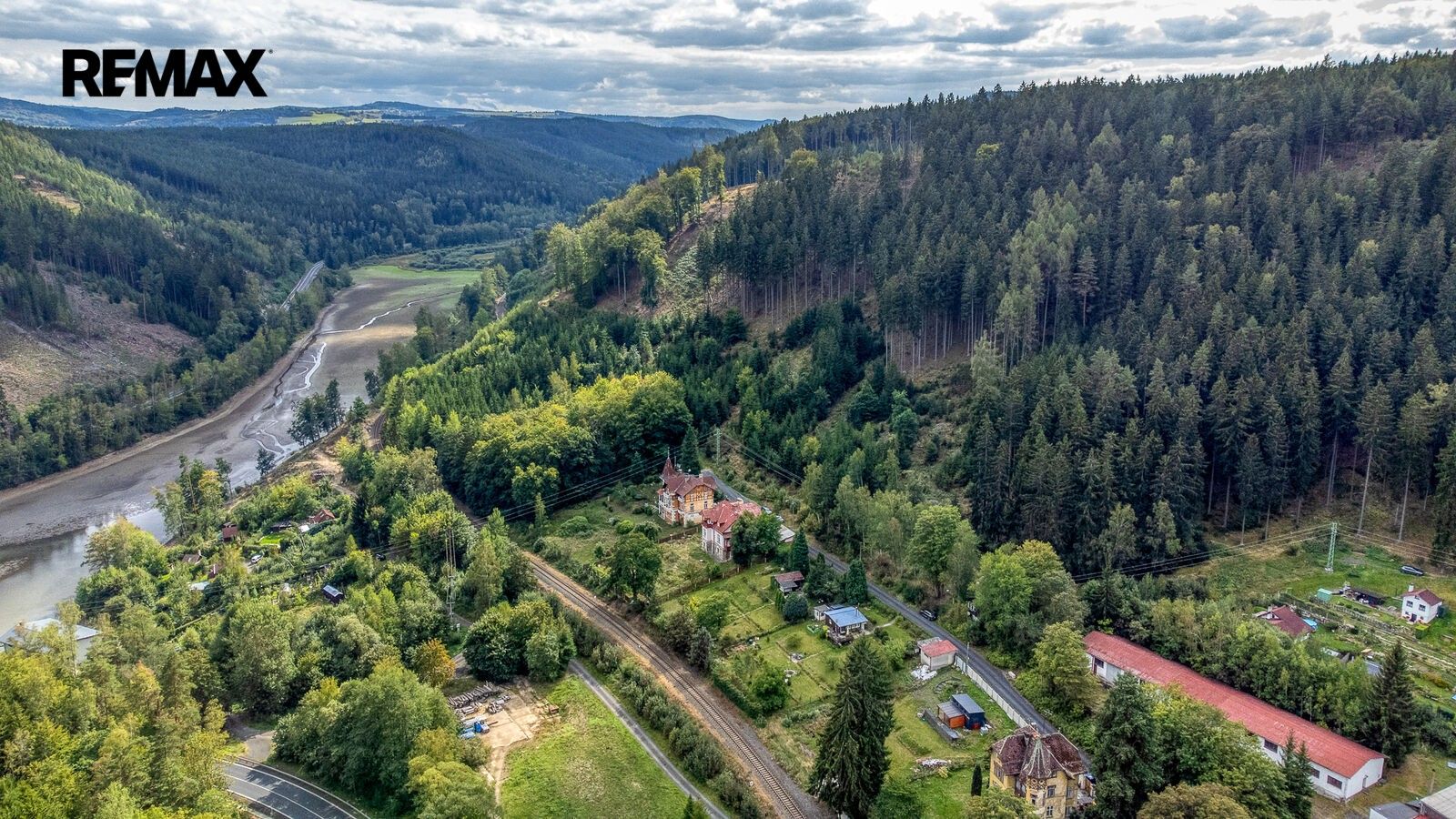 Prodej pozemek pro bydlení - Karlovy Vary, 1 439 m² - 5