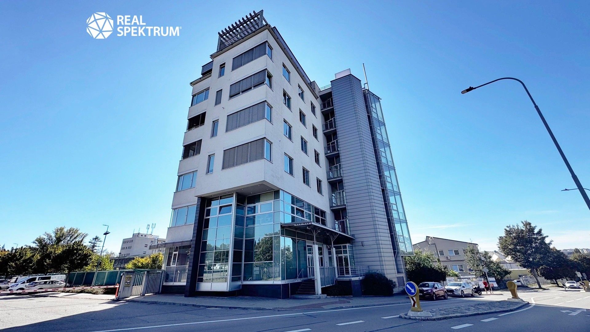 Pronájem kancelář - Křižíkova, Brno, 248 m²