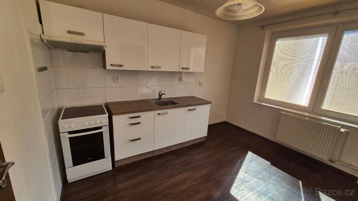 Prodej byt - Hrušovany nad Jevišovkou, 671 67