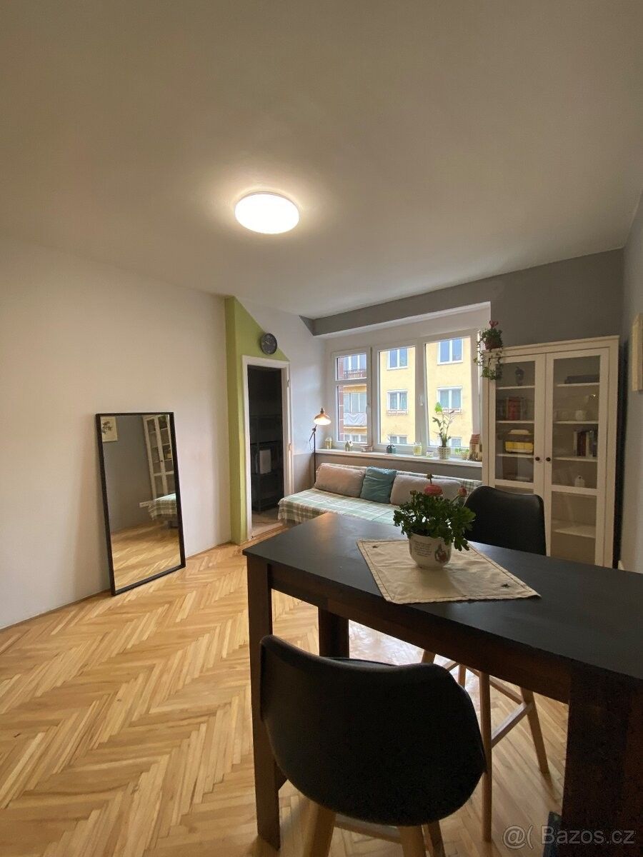 Prodej byt - Praha, 180 00