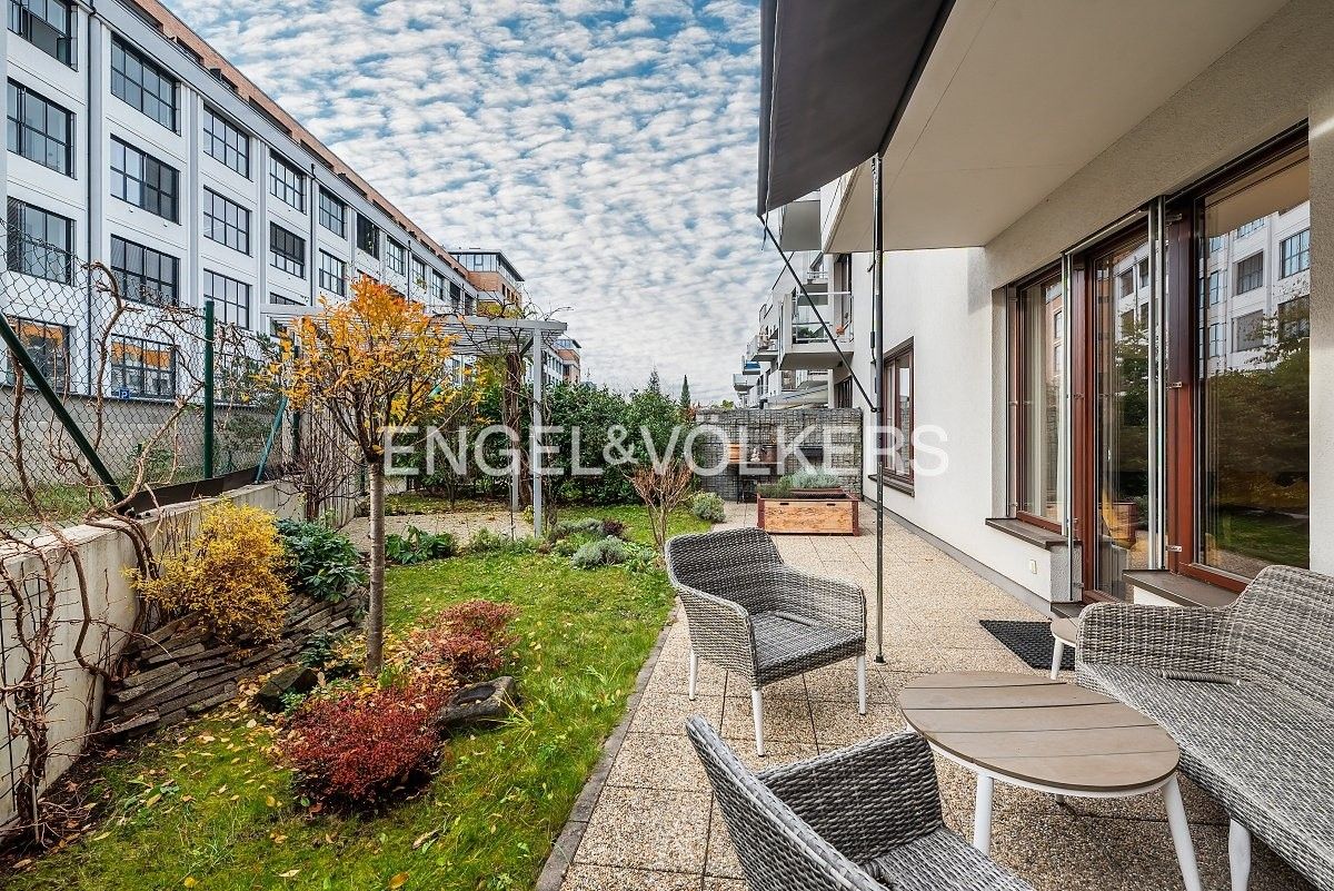 Pronájem byt 3+kk - Naskové, Praha, 71 m²