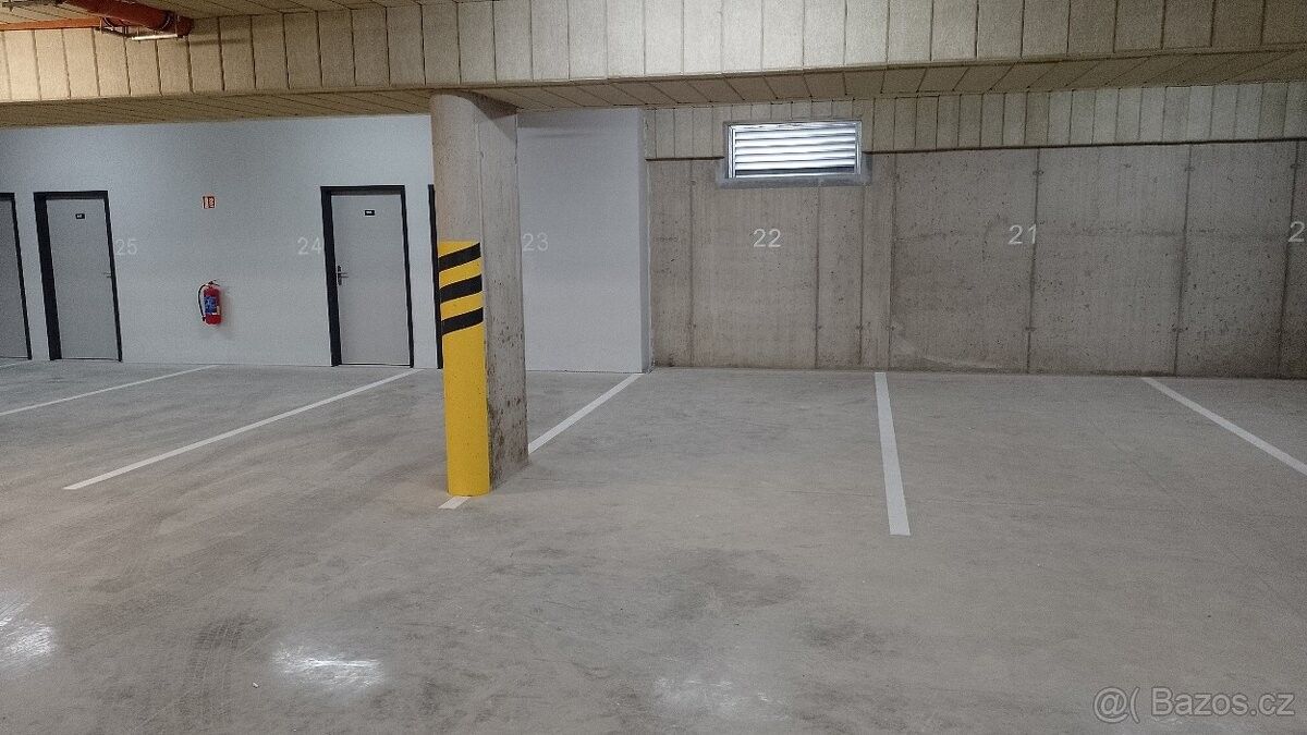 Garáže, Poděbrady, 290 01