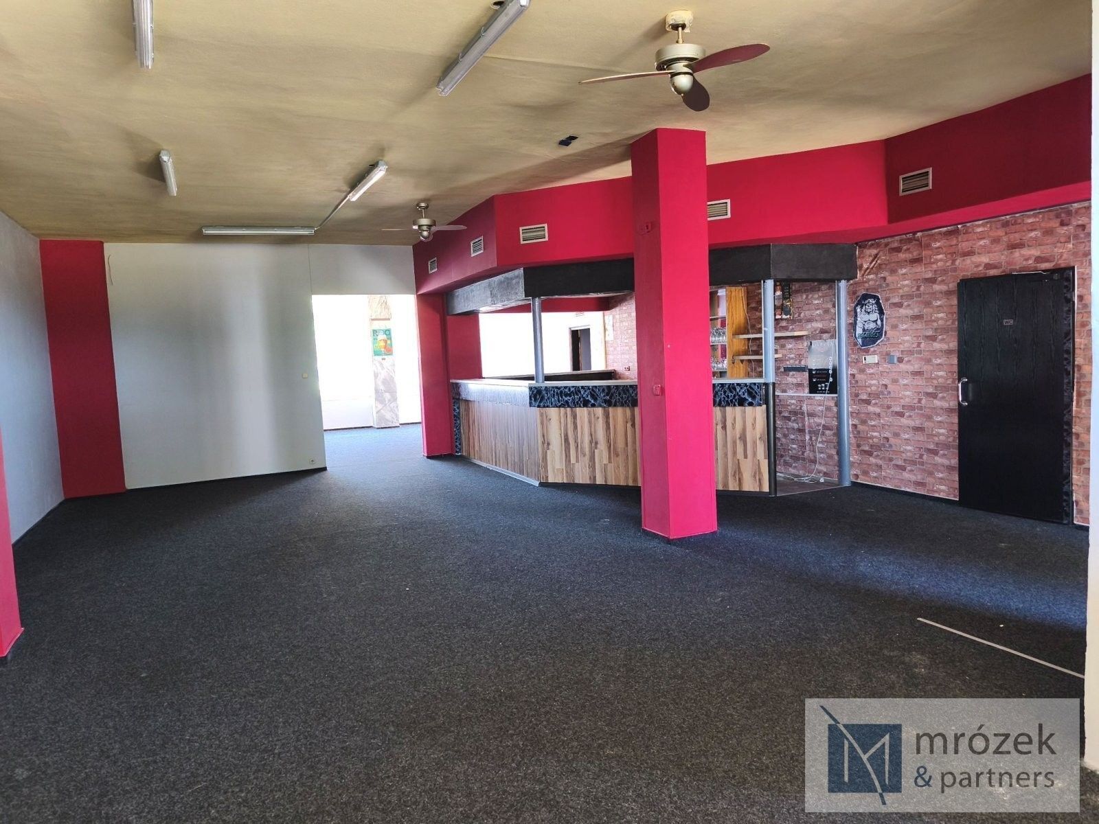 Prodej obchodní prostory - Jablunkovská, Český Těšín, 176 m²