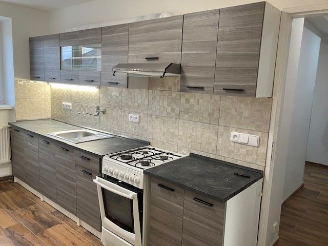 Byty, Kolín, 280 02