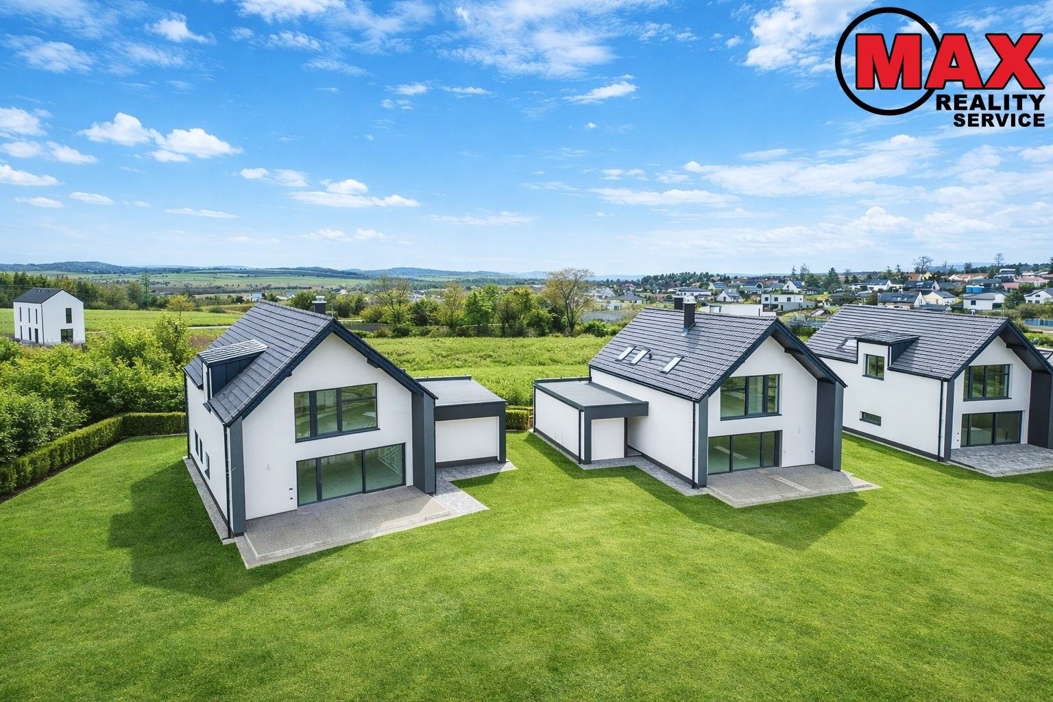 Rodinné domy, Vysoký Újezd, 181 m²