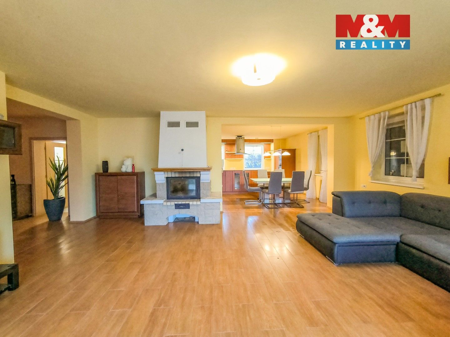 Prodej rodinný dům - Mokrovraty, 375 m²