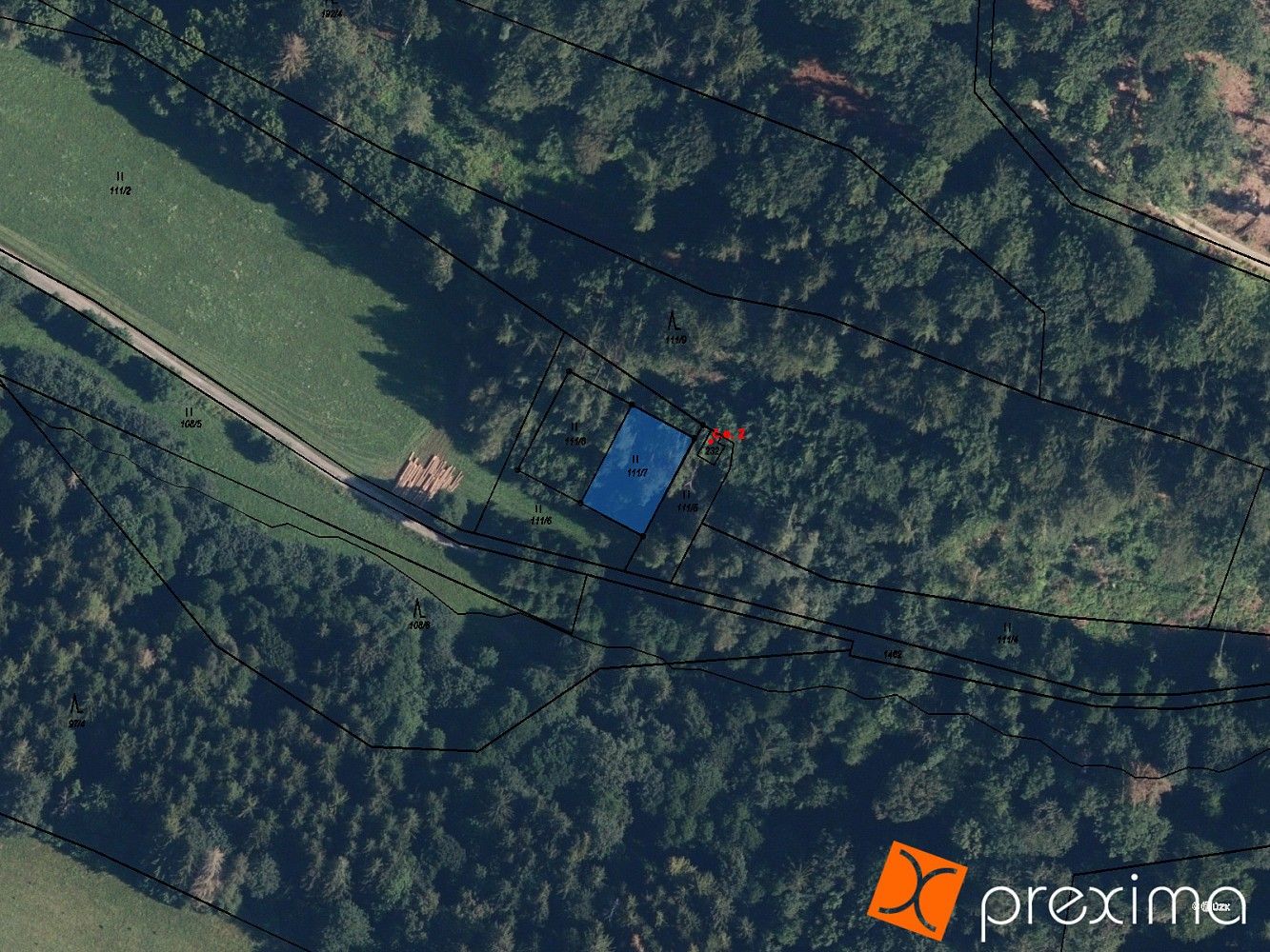 Les, 400 m²