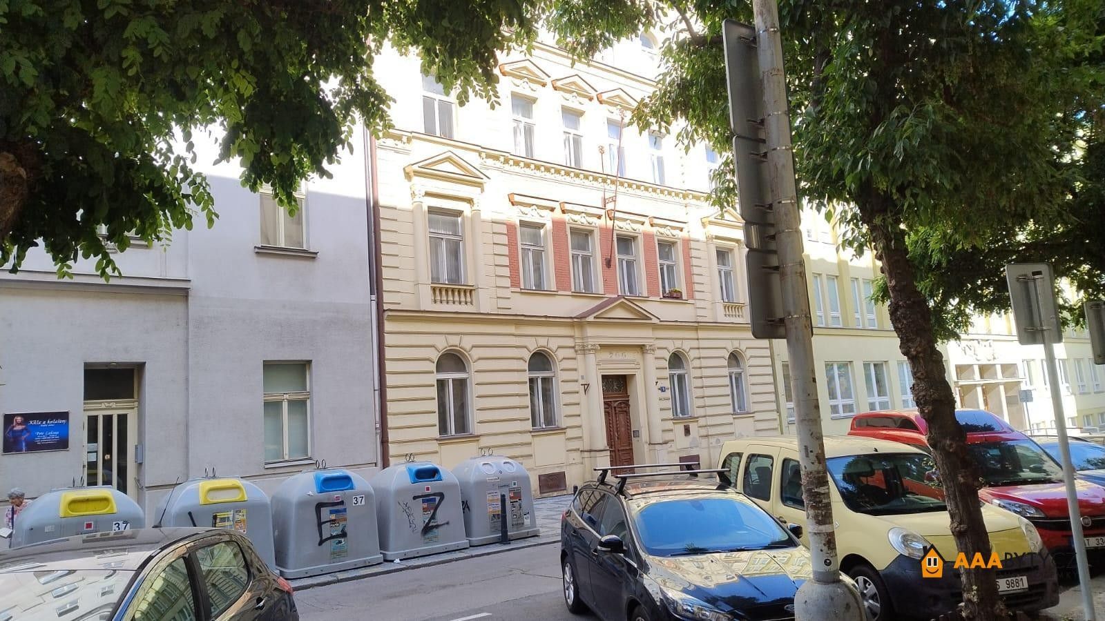 Prodej byt 2+1 - Sázavská, Praha, 66 m²