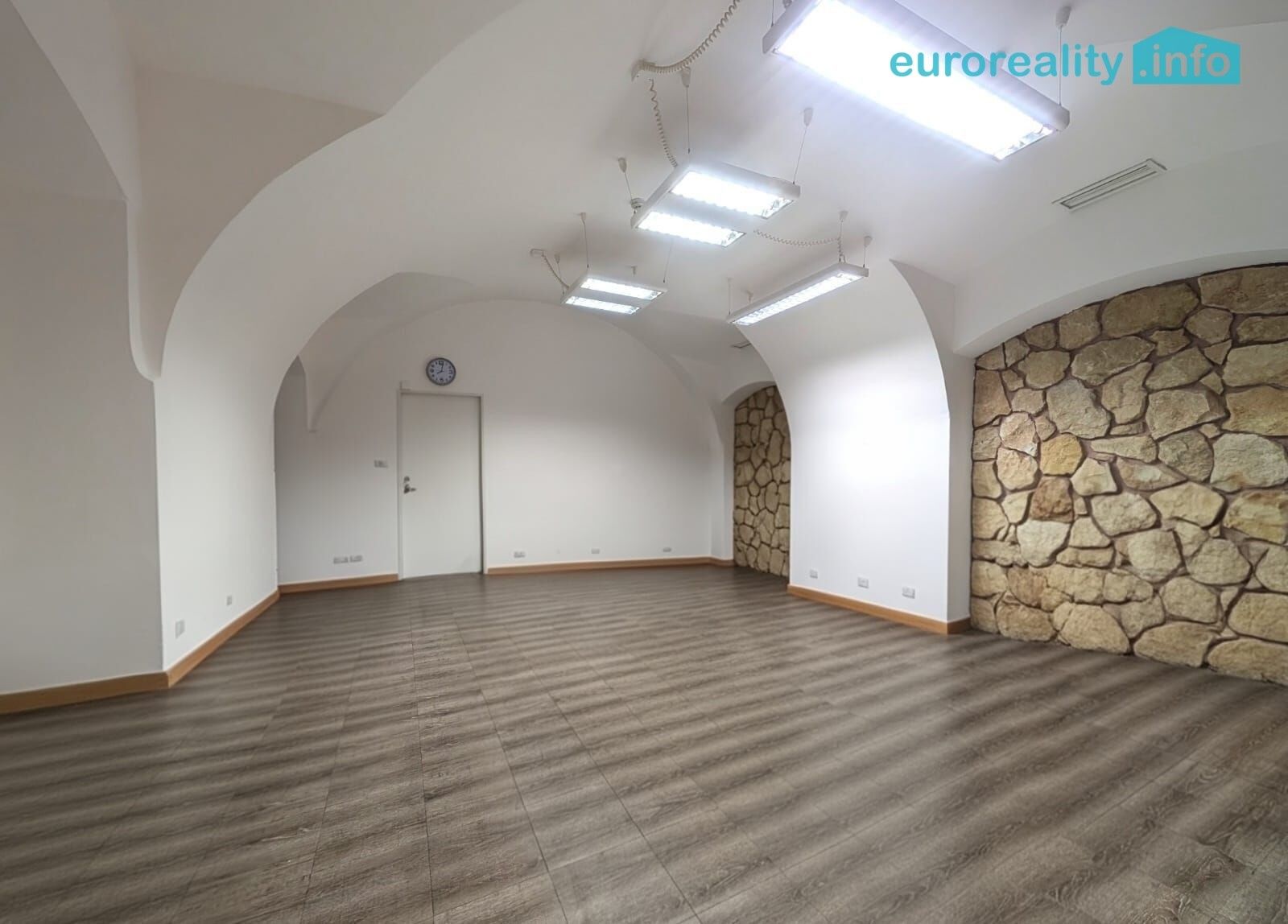 Obchodní prostory, Zbrojnická, Plzeň Vnitřní Město, 50 m² - 2