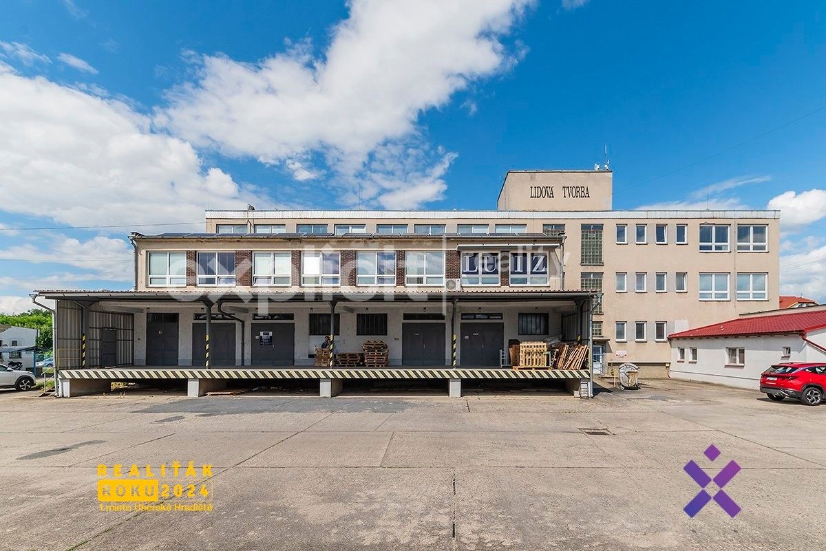 Prodej výrobní prostory - Vazová, Uherský Brod, 1 990 m²