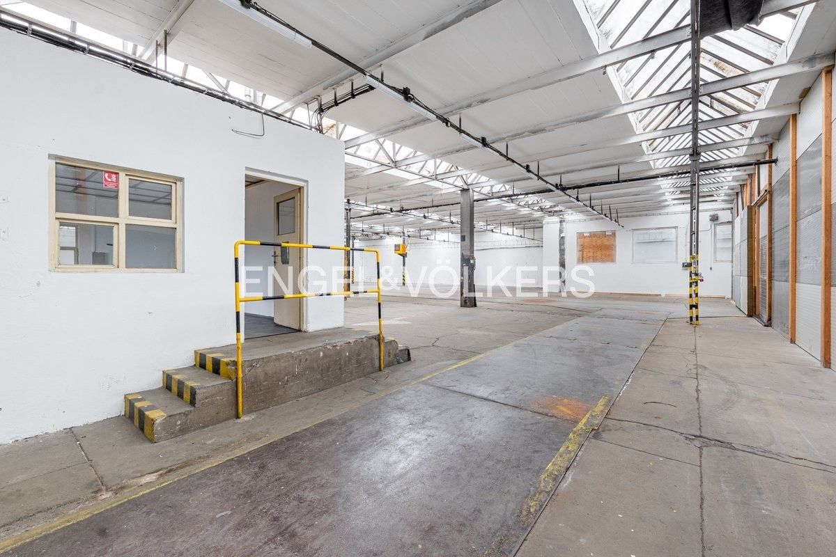 Sklad · 1 195 m² · Postoloprtská 2951, Louny - 3
