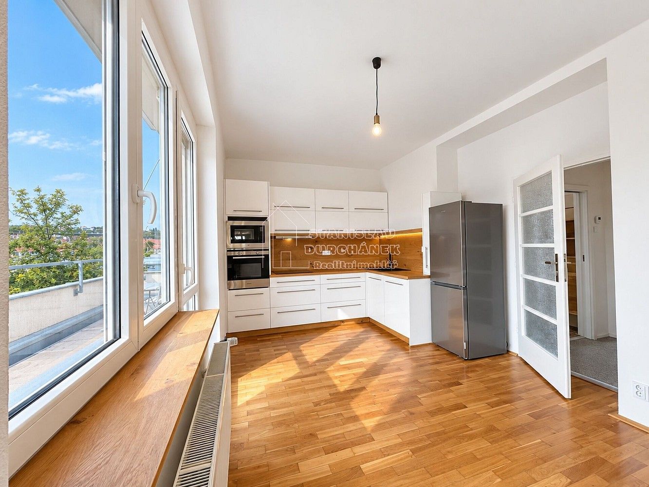Pronájem byt 3+kk - Ve struhách, Praha 6 - Bubeneč, 110 m² - 5