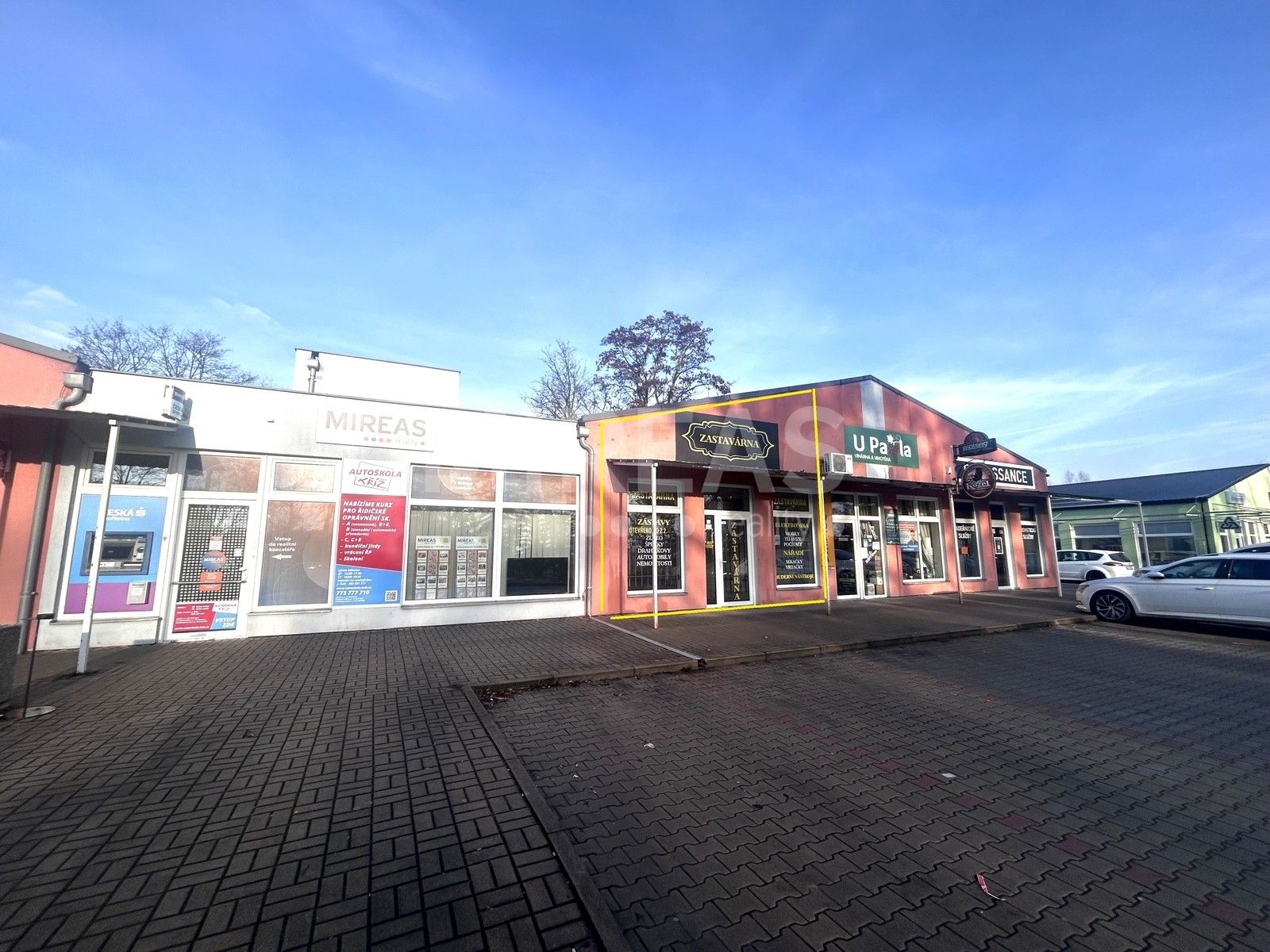 Obchodní prostory, V Konírnách, Milovice, 120 m²