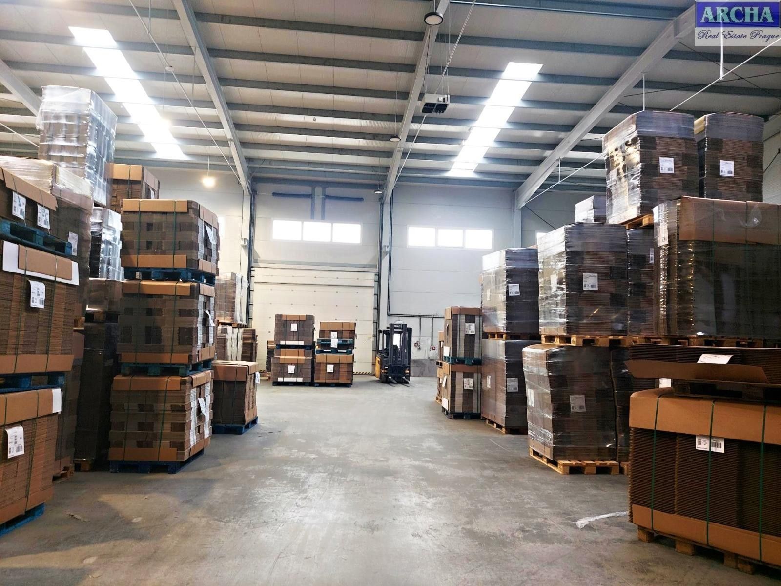 Sklady, Pražská, Hořovice, 2 197 m²